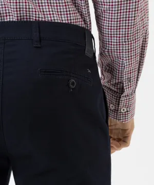 Brax Everest Chino in Perma Blue