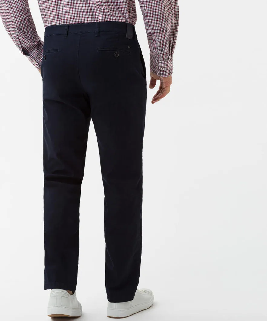 Brax Everest Chino in Perma Blue