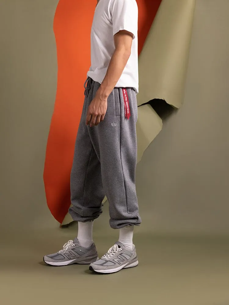 ESSENTIAL SWEATPANTS