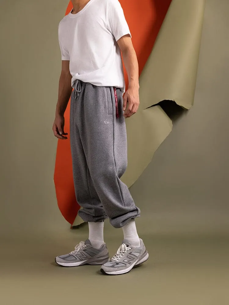 ESSENTIAL SWEATPANTS